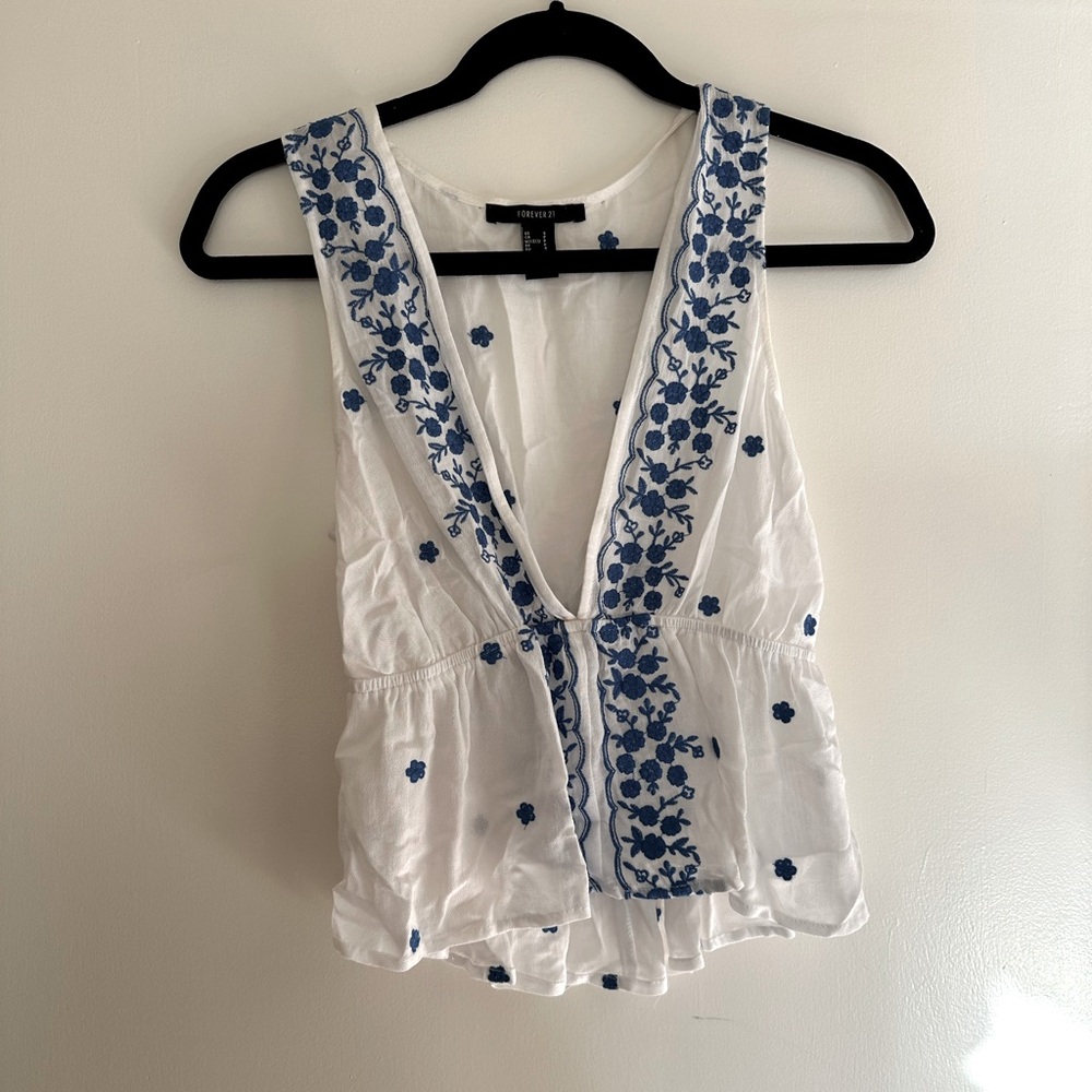 Forever 21 White & Blue Floral Print
